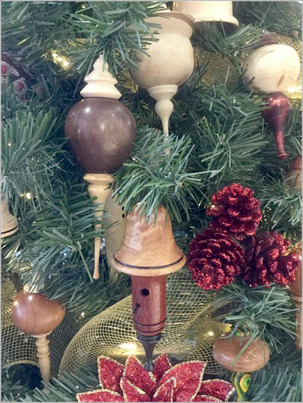 awa tree 2017 ornament 14